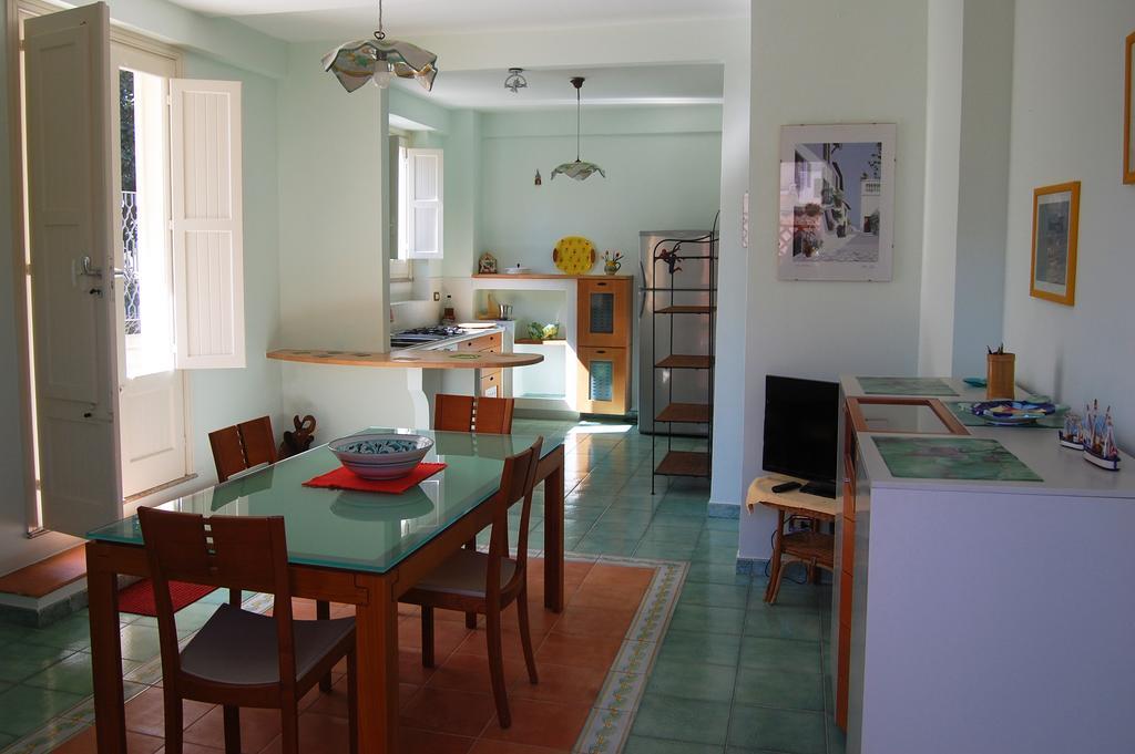 Ferienwohnung I Tre Golfi San Vito Lo Capo Zimmer foto